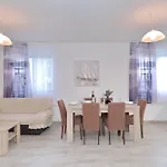 Eda فرسي