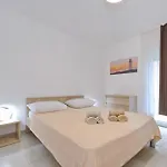 Eda فرسي