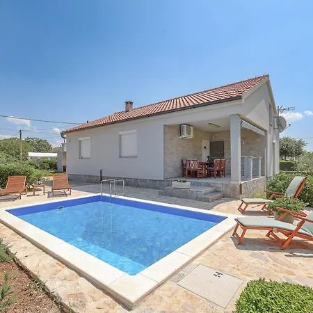 Holiday home Eda Vrsi