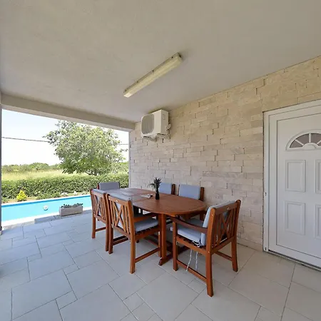 Holiday home Eda *