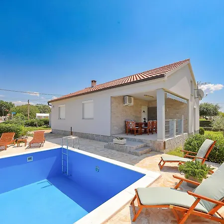 Eda Holiday home *