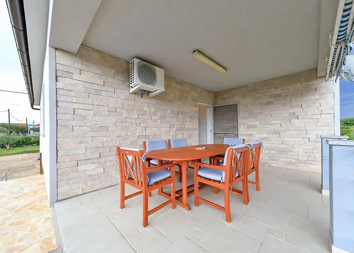 Casa de Férias Eda Vrsi