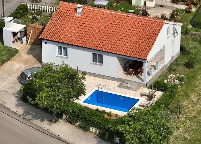 Eda Casa de Férias